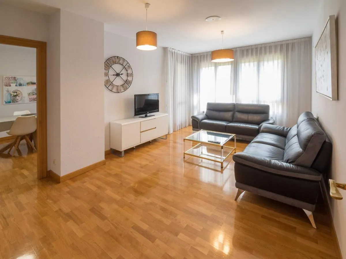 Gestion De Alojamientos Apartments Pamplona Spagna