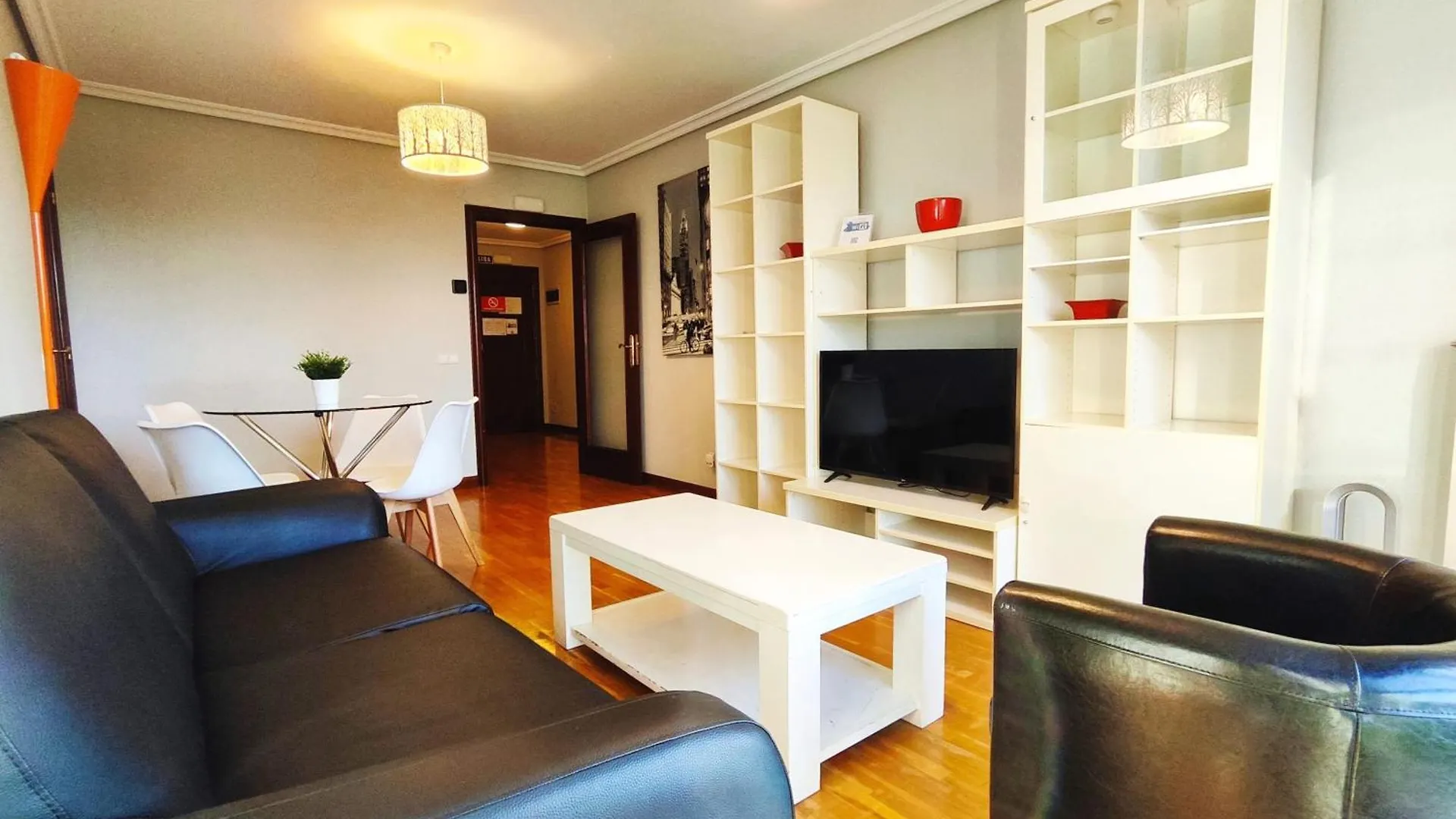 Gestion De Alojamientos Apartments Pamplona